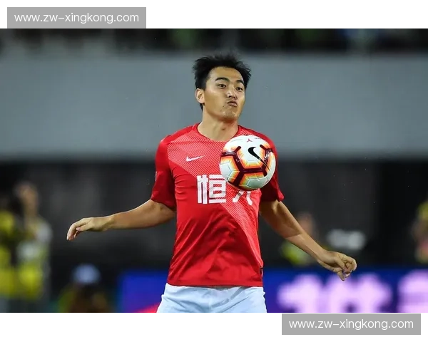 中超巅峰博弈：恒大vs苏宁，豪门恩怨背后的竞彩财富密码